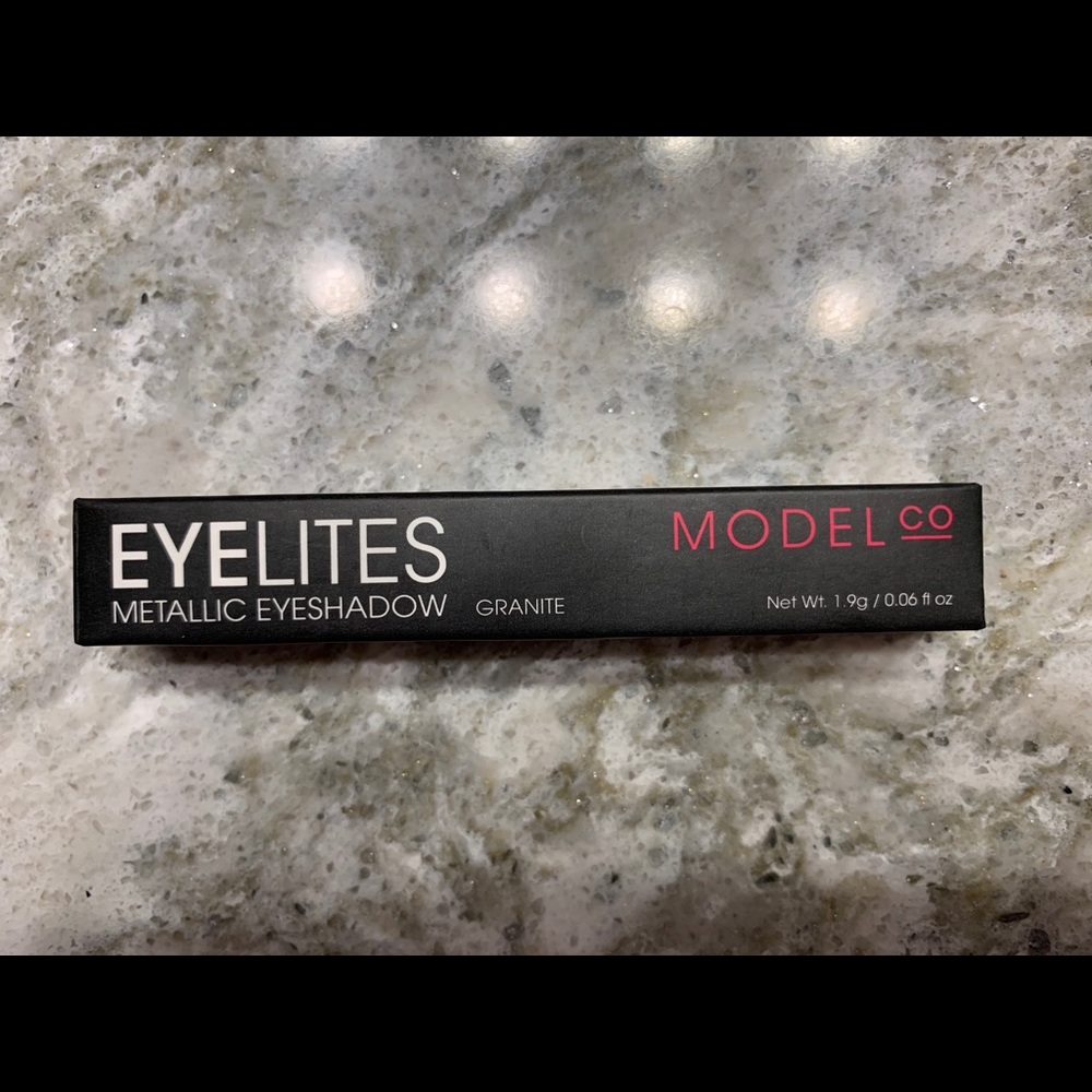Model Co Eyelites in Granite